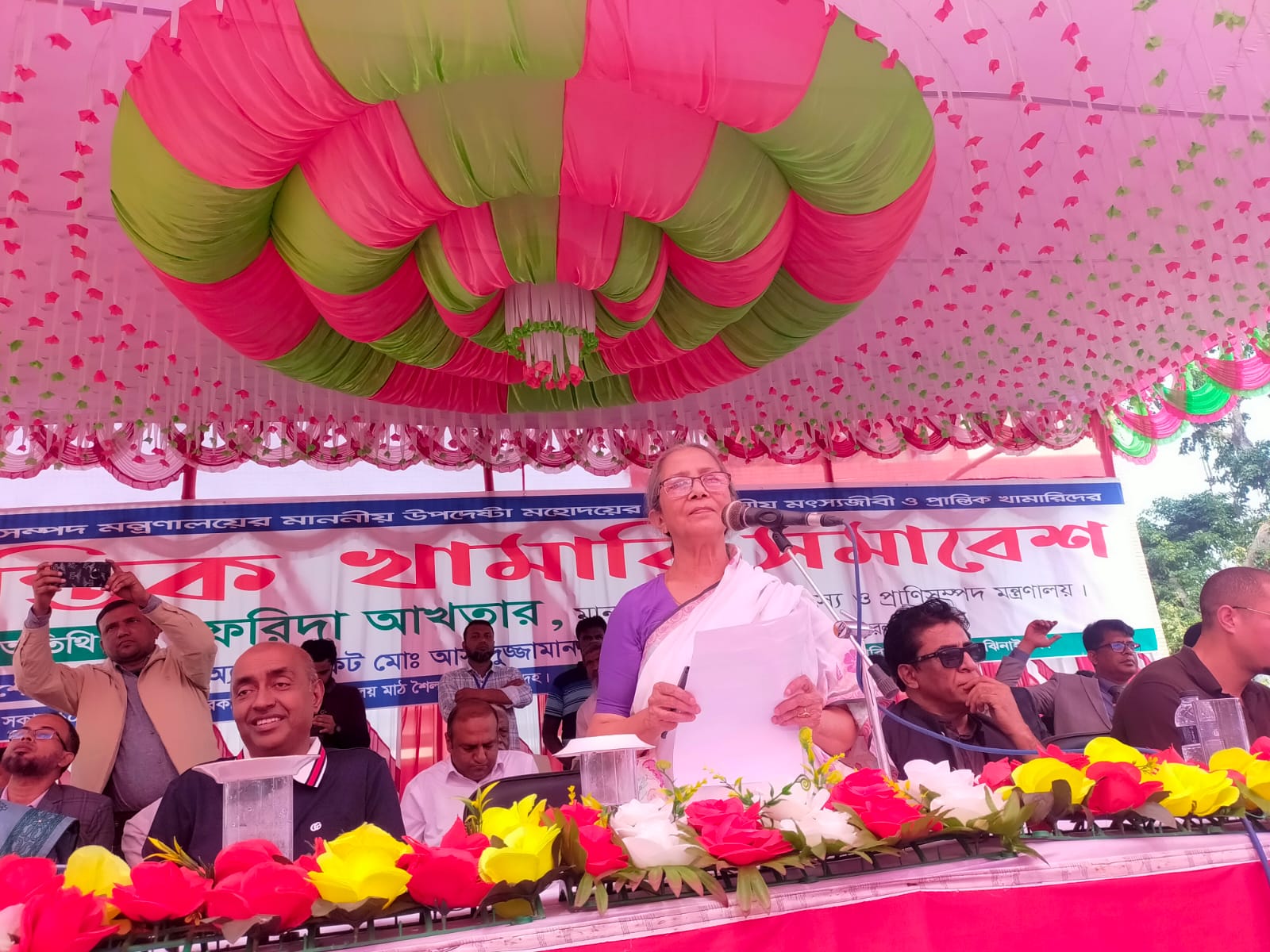 ঝিনাইদহে প্রান্তিক খামারিদের সমাবেশে প্রাণিসম্পদ উপদেষ্টা ফরিদা আখতার