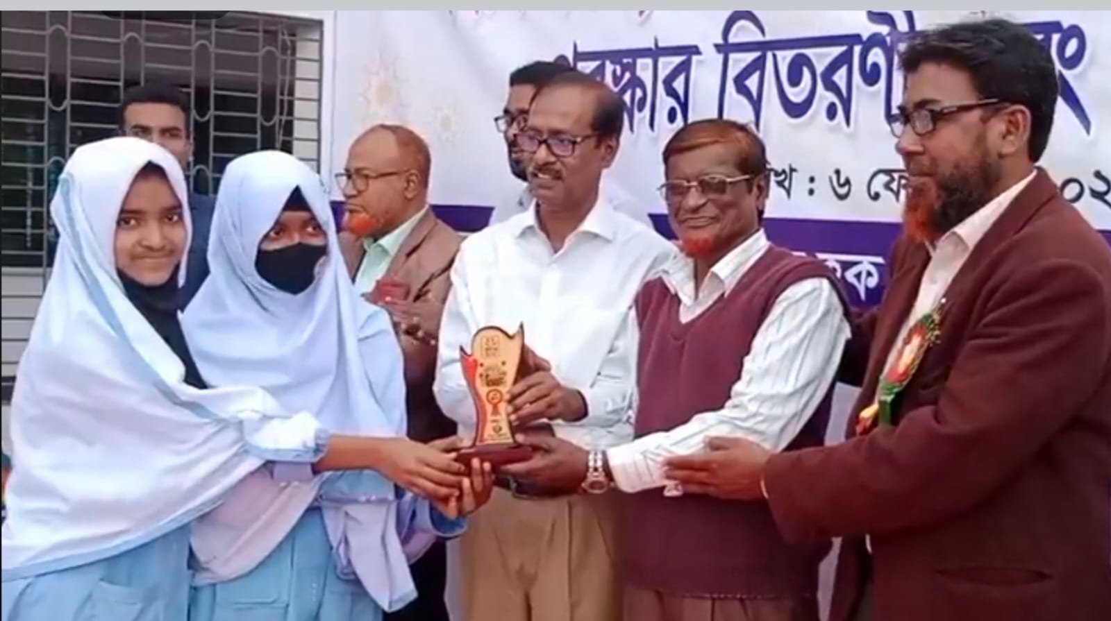 মেহেরপুর এএলএম জিয়াউল হক ফ্রেন্ড ফাউন্ডেশন স্কুল অ্যান্ড কলেজে নবীনবরণ, বিদায়, কৃতী শিক্ষার্থীদের সংবর্ধনা