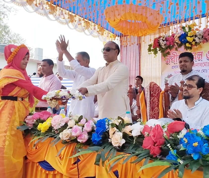দামুড়হুদার চারুলিয়া মাধ্যমিক বিদ্যালয়ের নবীন বরণ ও বিদায় সংবর্ধনা