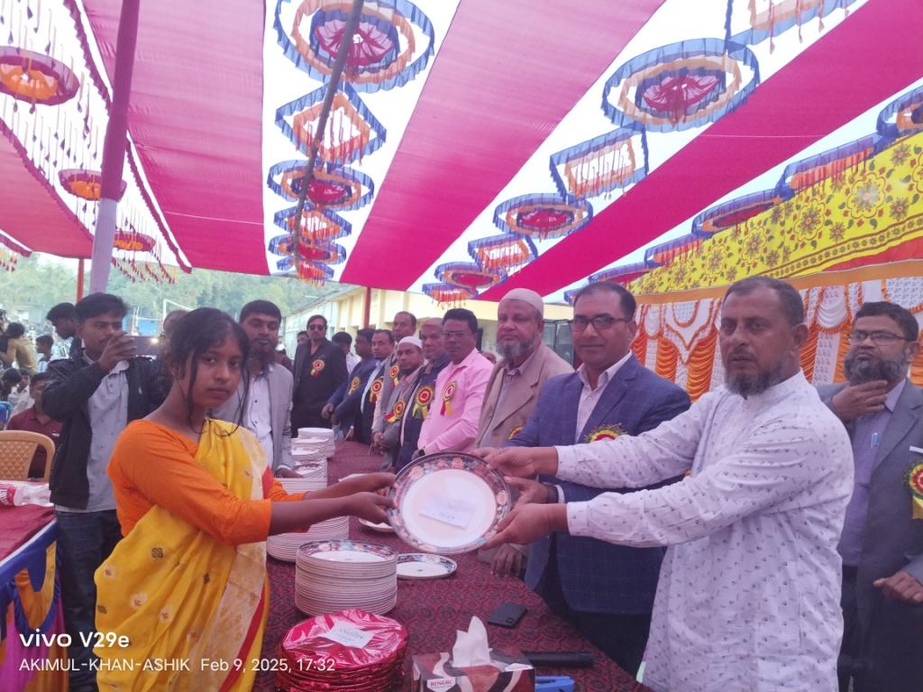 খাড়াগোদা মাধ্যমিক বিদ্যালয়ে বার্ষিক ক্রীড়া ও সাংস্কৃতিক প্রতিযোগিতা