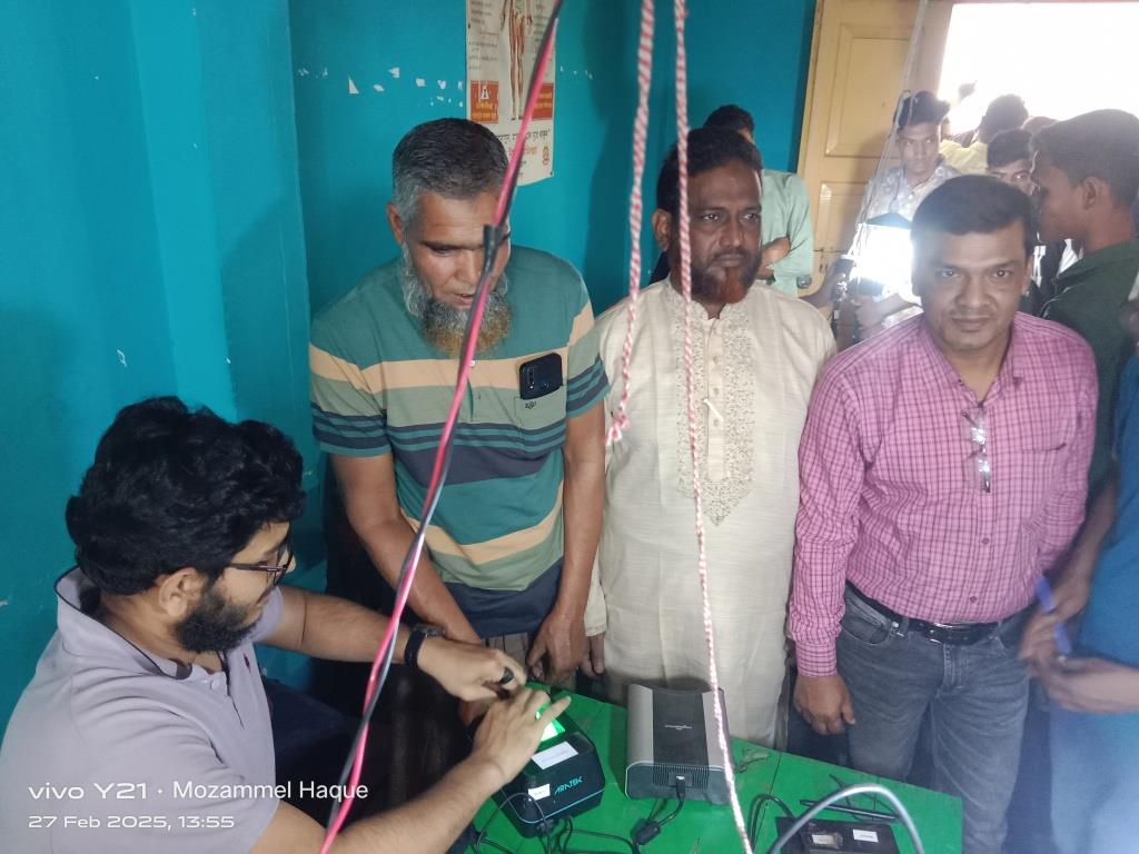 হাউলী ইউনিয়নে ছবিসহ ভোটার তালিকা হালনাগাদ শুরু