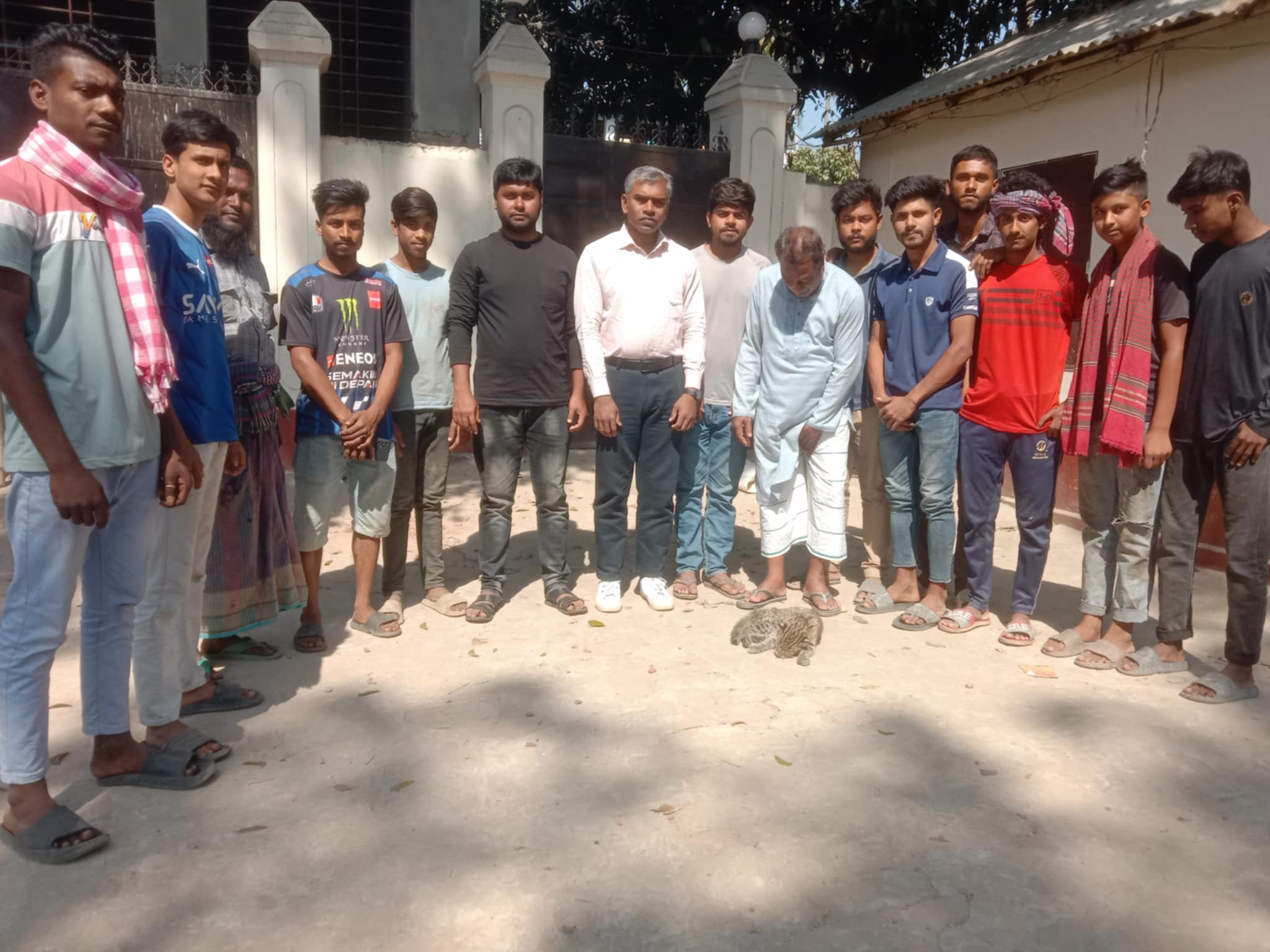চুয়াডাঙ্গায় আহত মেছো বিড়াল উদ্ধার