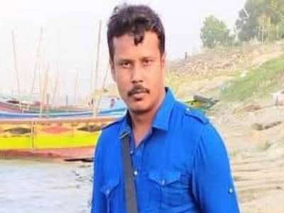 জীবননগর হাসপাতাল চত্বরে চিকিৎসকের ওপর যুবদল নেতা ইকতারের হামলা