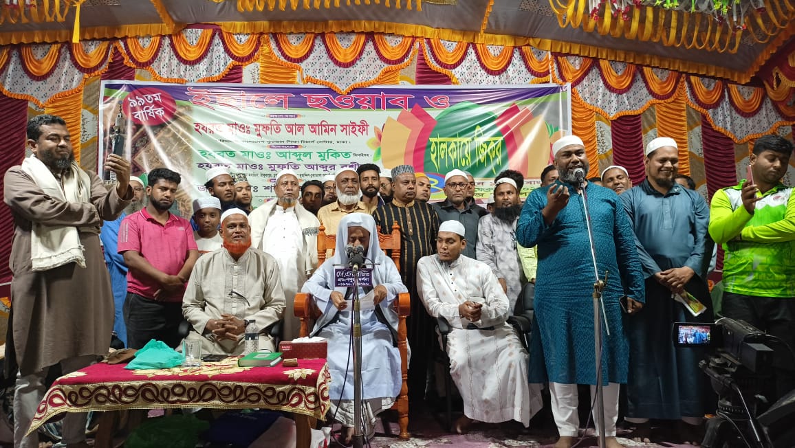 এই মসজিদ শুধু ইবাদতের স্থান নয়, গুরুত্বপূর্ণ ঐতিহ্যও বহন করে- শরীফ