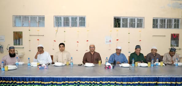 চুয়াডাঙ্গা পুলিশ লাইন্সে সহকর্মীদের সাথে ইফতার করলেন পুলিশ সুপার খন্দকার গোলাম মওলা