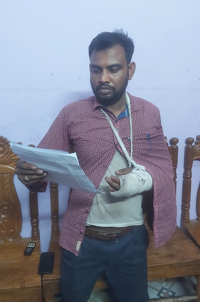 আলমডাঙ্গায় দোষীদের শাস্তির দাবিতে সংবাদ সম্মেলন