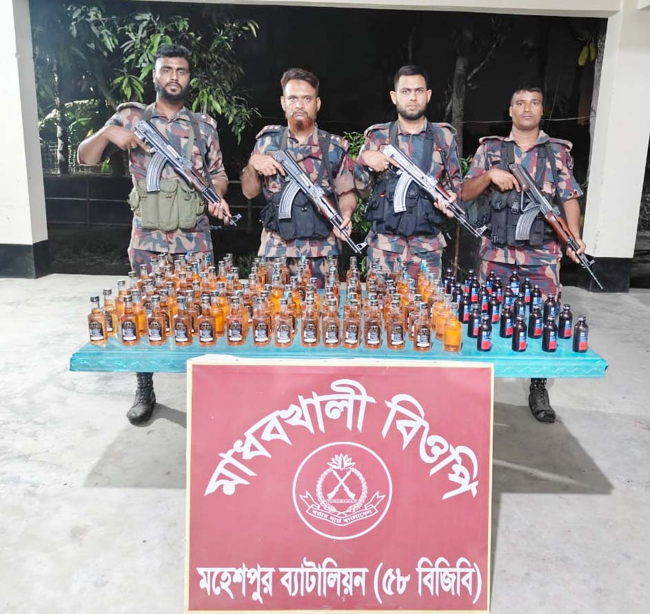মহেশপুর ও জীবননগর সীমান্তে বিজিবির অভিযানে মাদক উদ্ধার