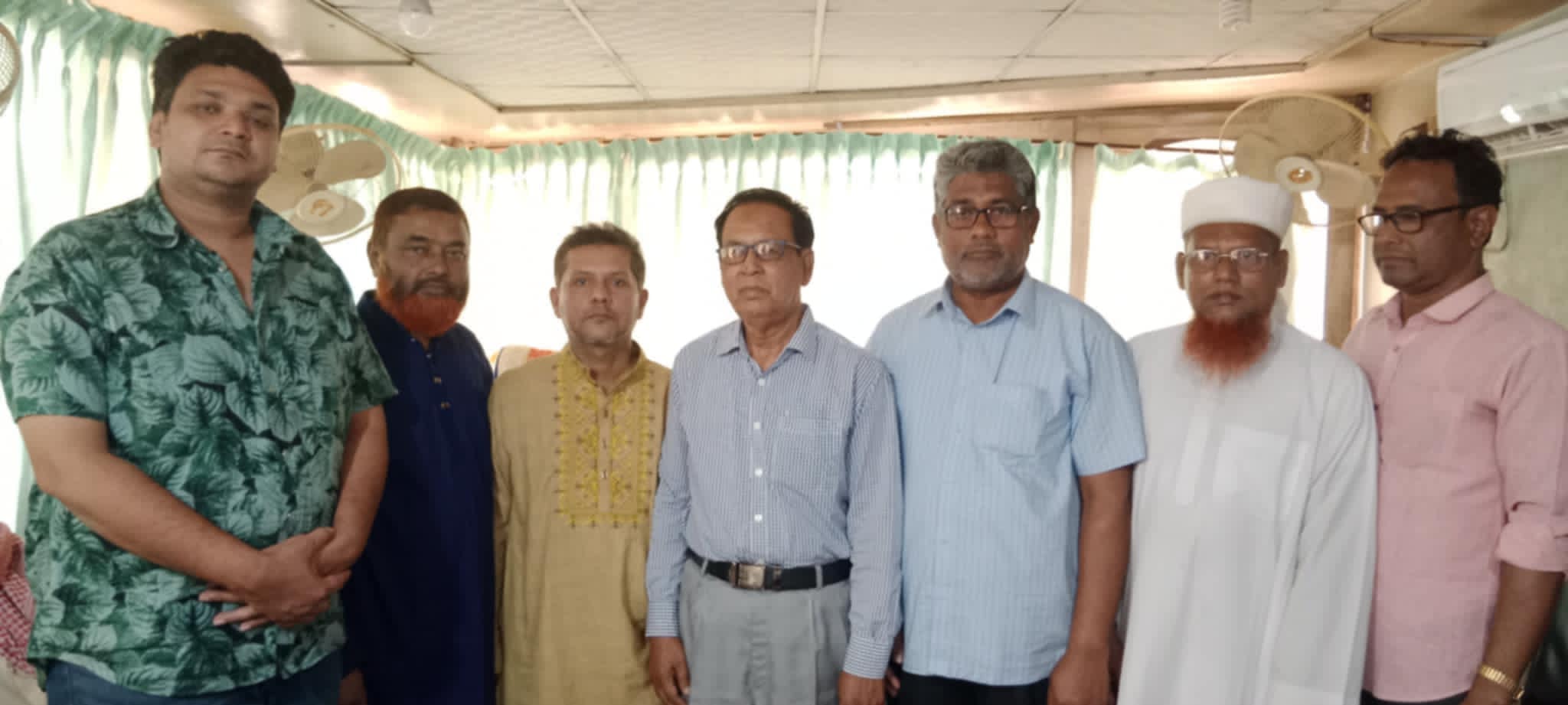 মেহেরপুর জেলা বাস মালিক সমিতির কমিটি গঠন